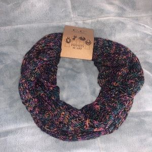 Brand new C.C. Infinity scarf